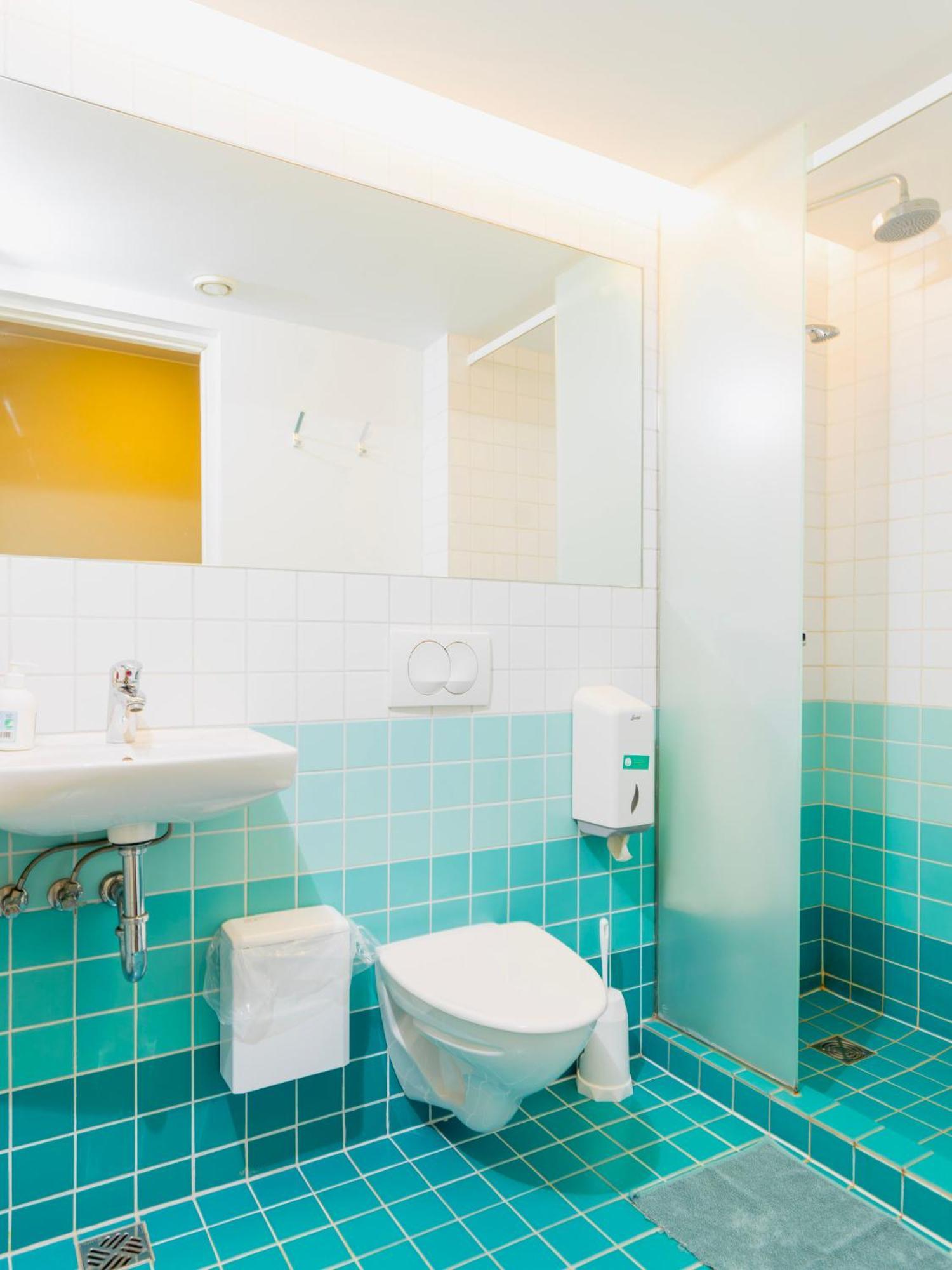 Double Room Private Bathroom