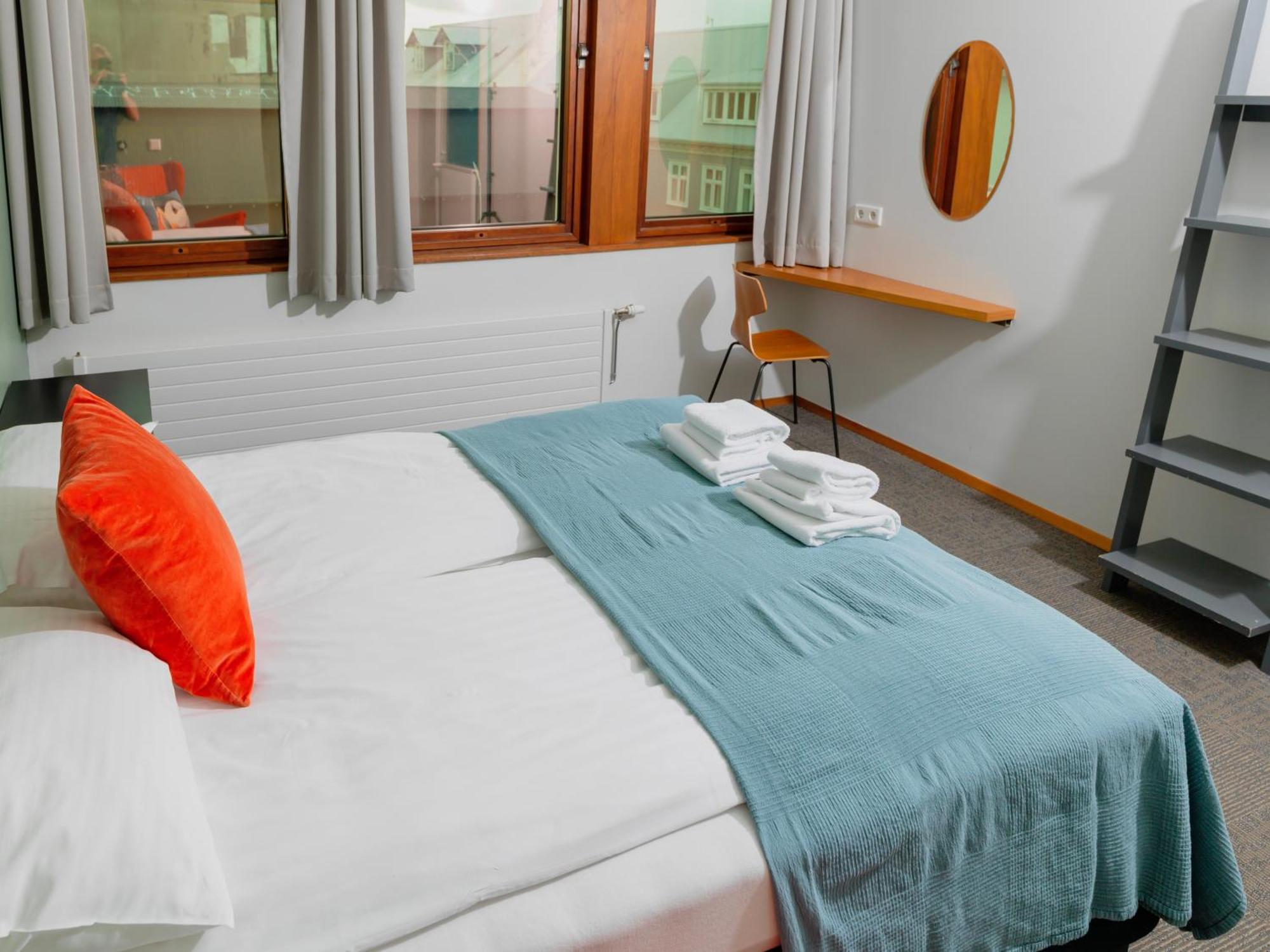 Superior Double Room Private Bathroom
